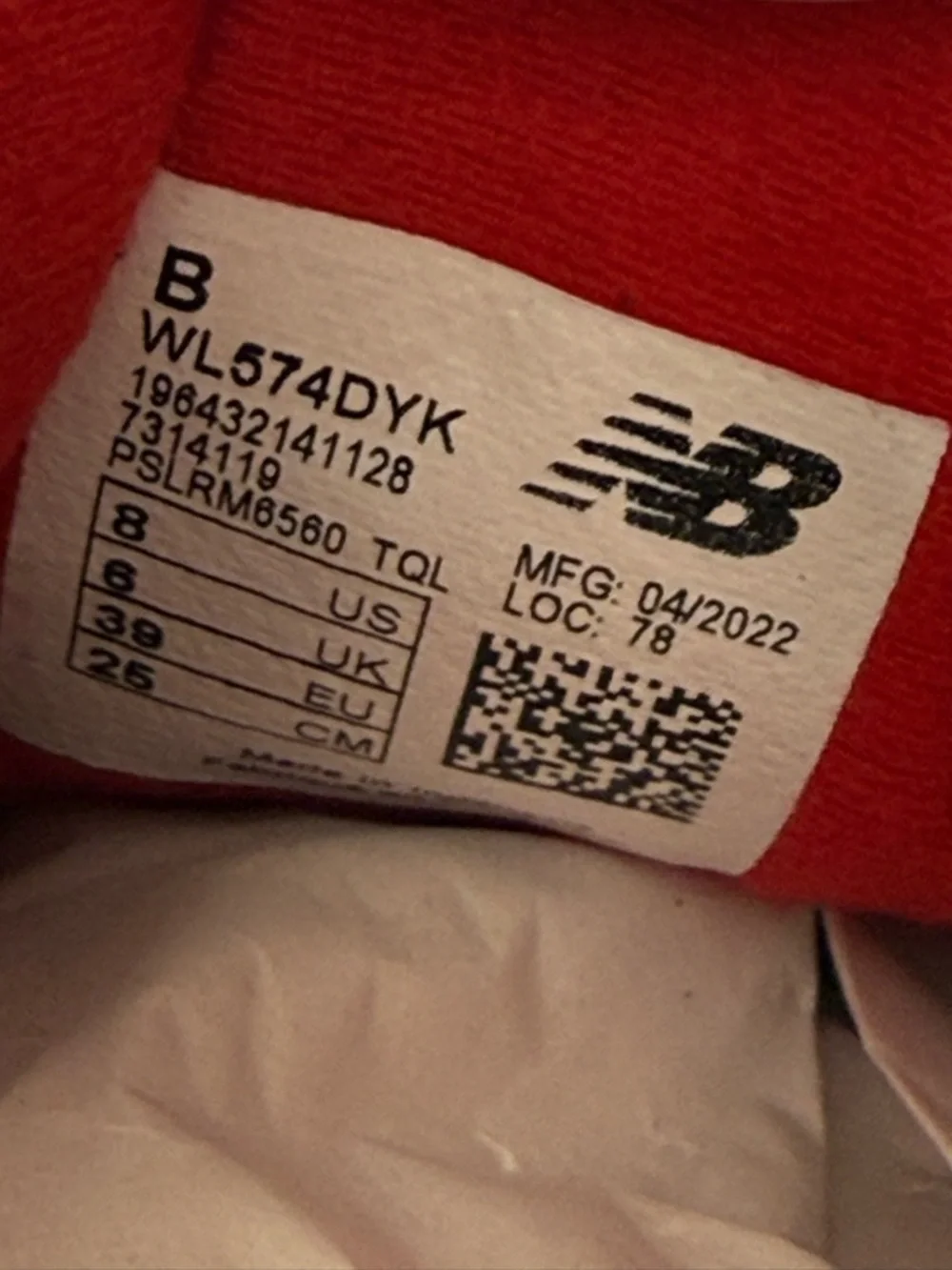 New Balance 574 Classic Sneakers, Women’s size 8 - Picture 11 of 11